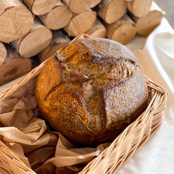 Хлеб «Цельнозерновой с грецким орехом и сыром» | Истринская Сыроварня ОЛЕГА СИРОТЫ